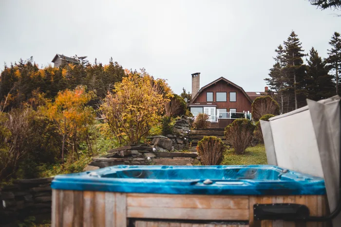Hot Tub & Spa Removal in Louisville KY